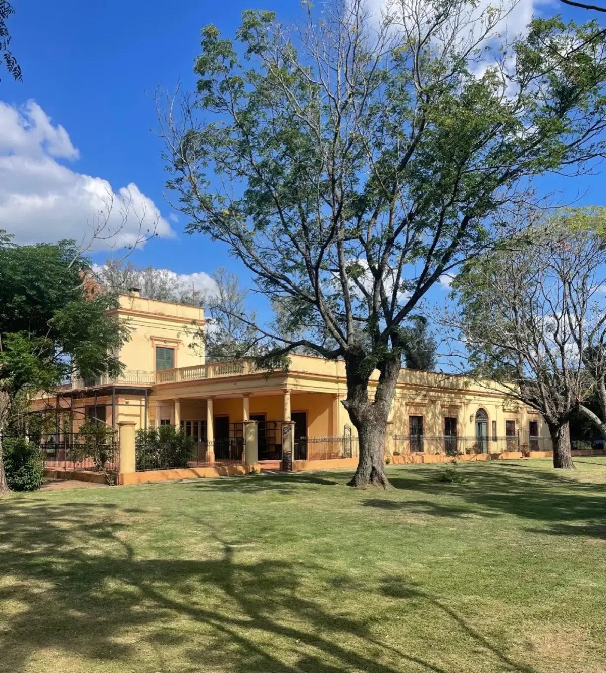 Fachada del casco de Estancia Carabassa